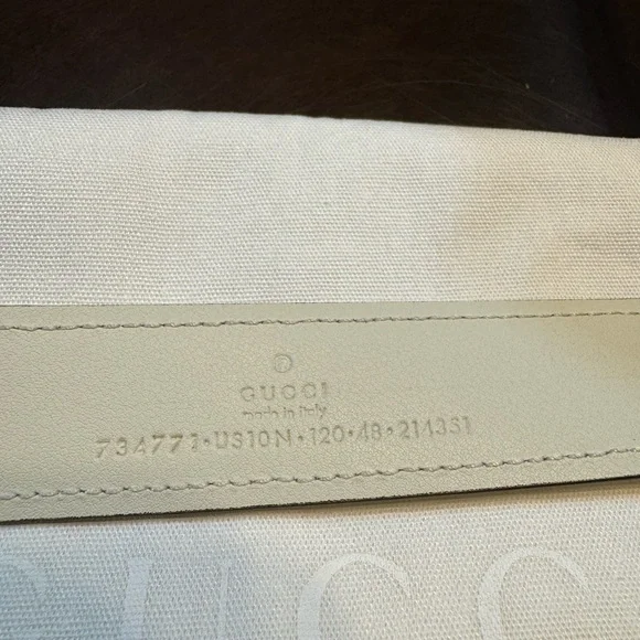 New Gucci GG Logo Buckle IvoryLeather Belt Size 48 / 120 cm Fits a Waist 42 - 48 - Picture 10 of 11